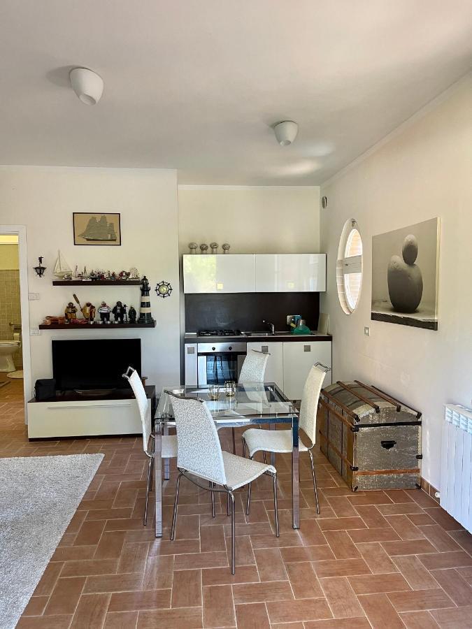 La Posta Di Bacco Apartment Gualdo Cattaneo Luaran gambar