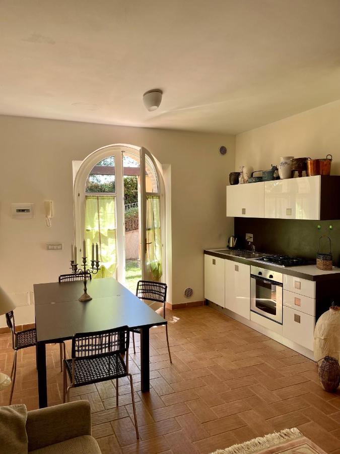 La Posta Di Bacco Apartment Gualdo Cattaneo Luaran gambar