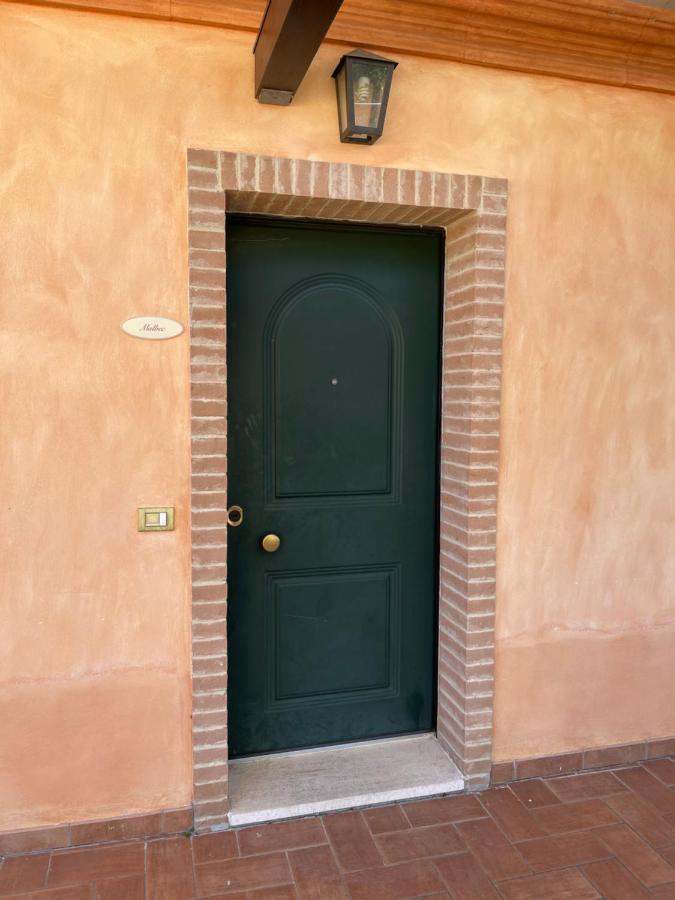 La Posta Di Bacco Apartment Gualdo Cattaneo Luaran gambar