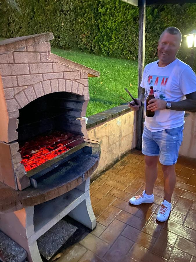 La Posta Di Bacco Apartment Gualdo Cattaneo Luaran gambar